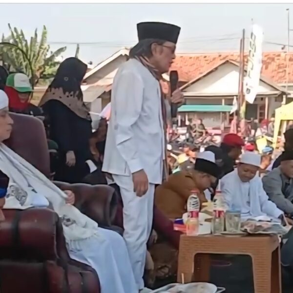 Tablig Akbar PWI-LS di Pemalang Dipadati Puluhan Ribu Jemaah, Rhoma Irama Serukan Pentingnya Meluruskan Sejarah