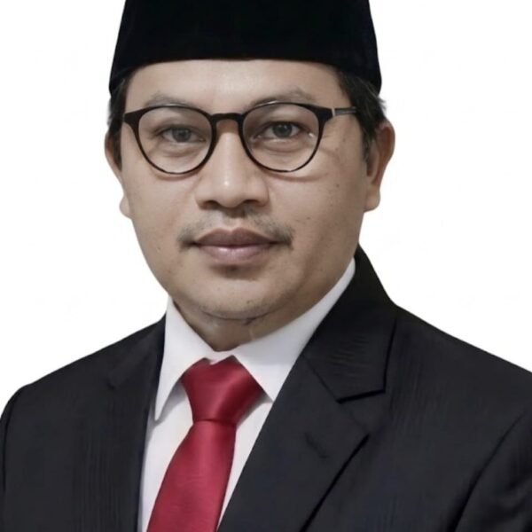 Istana dan Bisyarah: Dinamika Kepemimpinan K.H. Miftahul Akhyar dan Gus Yahya Jelang Muktamar Ke-35